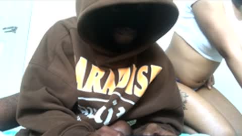 Snapshot of kaledaddee777 chatting on March 2026 09:54:02 PM Silk Chocolate online show from March 2026 09:54:02 PM