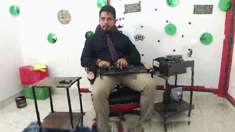 Kaleth online show from April 2026 07:58:02 PM