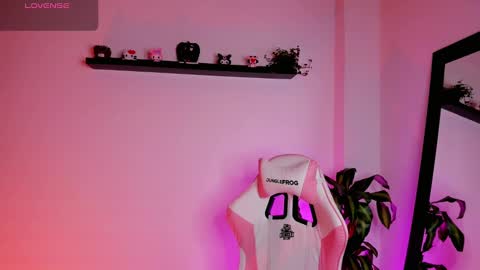 Kali Ka Please help me with your thumbs up its important   dont forget my birthday on October 26 online show from September 2025 06:41:02 PM