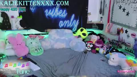 Snapshot of kaliekitten chatting on April 2026 01:42:02 AM KalieKitten online show from April 2026 01:42:02 AM