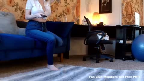 Tara Smith online show from January 2025 04:18:02 PM