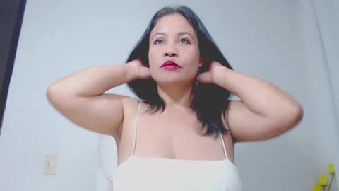 Hannah online show from January 2025 04:23:01 AM