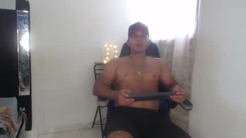 Snapshot of kalvinhot77 chatting on September 2025 07:52:01 PM kalvinhot77 online show from September 2025 07:52:01 PM