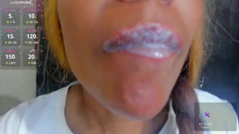  Kamaria Fyre  online show from December 2025 02:30:02 AM