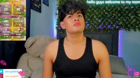 Snapshot of kami_22 chatting on December 2024 02:37:02 PM camilo  independent model online show from December 2024 02:37:02 PM