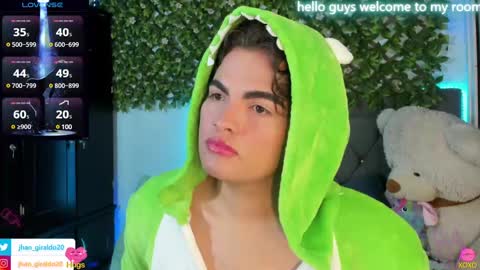 Snapshot of kami_22 chatting on February 2025 08:17:01 AM camilo  independent model online show from February 2025 08:17:01 AM