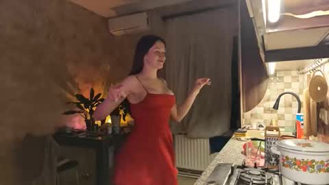 Snapshot of kamila__moore chatting on April 2026 09:15:02 PM Kamila online show from April 2026 09:15:02 PM