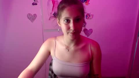 kamilla_love_ online show from September 2025 01:32:01 PM