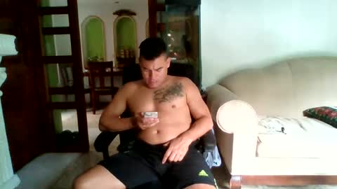 Snapshot of kamilo890 chatting on June 2026 08:02:01 PM kamilo890 online show from June 2026 08:02:01 PM