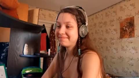 Snapshot of kamisalling chatting on October 2025 06:52:01 AM Mari Simmons online show from October 2025 06:52:01 AM