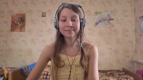 Snapshot of kamisalling chatting on October 2025 06:21:02 AM Mari Simmons online show from October 2025 06:21:02 AM