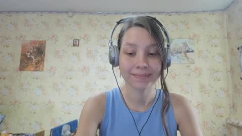 Snapshot of kamisalling chatting on October 2025 06:34:01 AM Mari Simmons online show from October 2025 06:34:01 AM