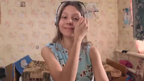 Snapshot of kamisalling chatting on October 2025 06:33:01 AM Mari Simmons online show from October 2025 06:33:01 AM