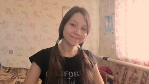 Snapshot of kamisalling chatting on October 2025 06:13:02 AM Mari Simmons online show from October 2025 06:13:02 AM