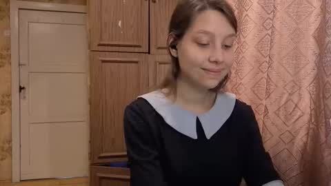 Snapshot of kamisalling chatting on October 2025 03:10:02 AM Mari Simmons online show from October 2025 03:10:02 AM