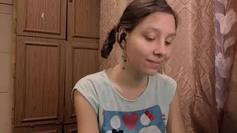 Snapshot of kamisalling chatting on November 2025 02:10:01 AM Mari Simmons online show from November 2025 02:10:01 AM