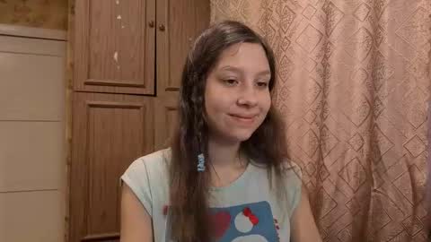 Snapshot of kamisalling chatting on November 2025 02:22:02 AM Mari Simmons online show from November 2025 02:22:02 AM