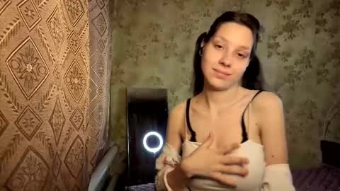 Mari  Simmons online show from February 2026 01:26:01 AM