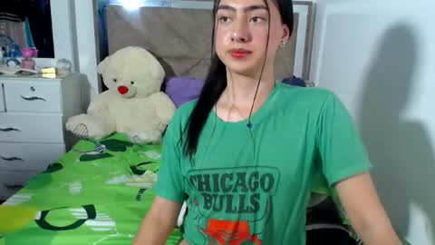 Snapshot of kammi_candy chatting on July 2026 02:48:02 AM -- kammi -- online show from July 2026 02:48:02 AM