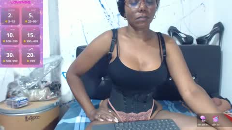 Paola online show from July 2026 06:10:02 PM