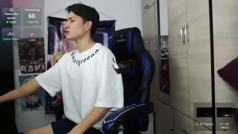 Snapshot of kanekixxxhot chatting on February 2026 01:26:01 PM andres online show from February 2026 01:26:01 PM