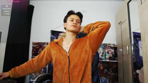 Snapshot of kanekixxxhot chatting on April 2026 11:50:02 AM andres online show from April 2026 11:50:02 AM