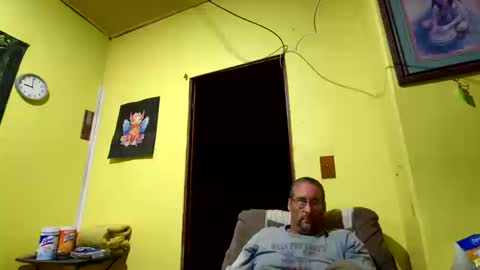 kansasfarmer1 online show from October 2025 01:59:02 AM