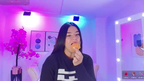 Kaori online show from October 2025 12:25:01 PM