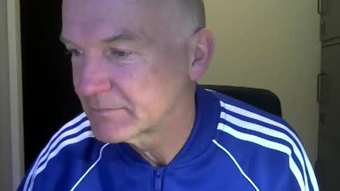 Robbie online show from April 2026 04:40:01 AM