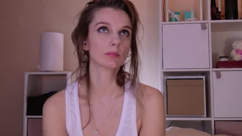 Snapshot of karamelsw chatting on March 2026 08:58:02 PM Julia online show from March 2026 08:58:02 PM