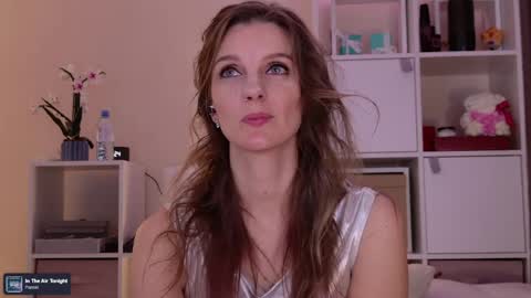 Snapshot of karamelsw chatting on April 2026 09:24:01 PM Julia online show from April 2026 09:24:01 PM