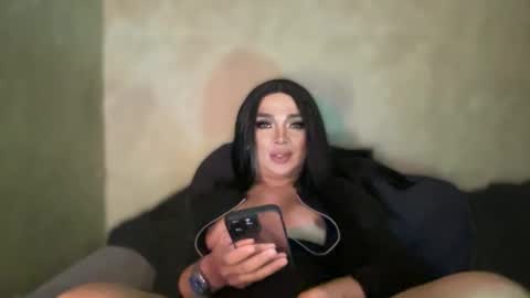 Snapshot of kardeyfynes chatting on December 2024 12:45:02 PM MARIA online show from December 2024 12:45:02 PM