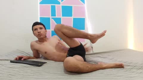 Snapshot of karelin_and_jack chatting on October 2025 01:23:01 PM      online show from October 2025 01:23:01 PM