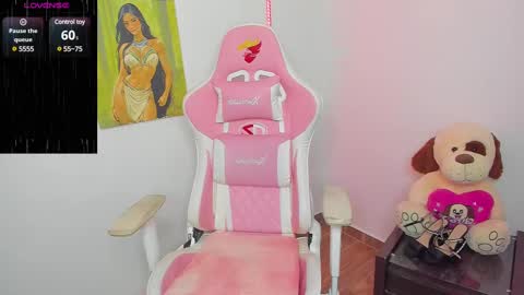 Snapshot of karely_sweet_ chatting on February 2025 01:02:01 PM karely_sweet_ online show from February 2025 01:02:01 PM