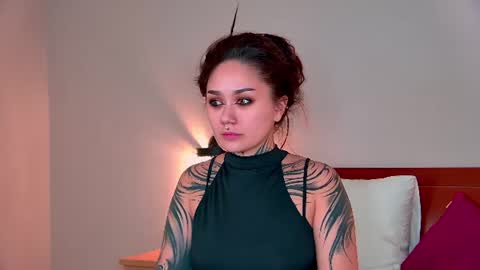 Snapshot of karenhotflirt chatting on June 2026 04:23:01 PM karenhotflirt online show from June 2026 04:23:01 PM