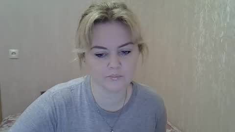 karennelsonx online show from January 2025 11:26:01 AM