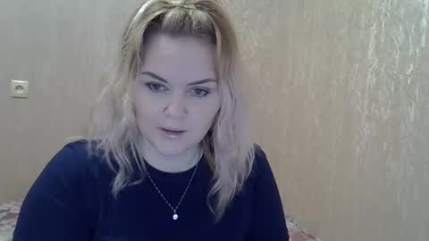 karennelsonx online show from January 2025 12:54:01 PM