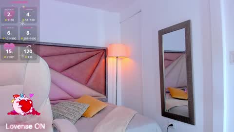 Karen online show from December 2024 06:06:02 PM