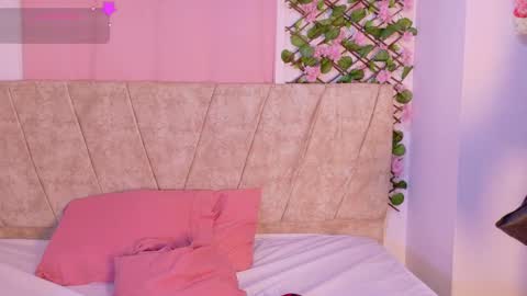 kariina_wong online show from November 2025 07:40:02 PM