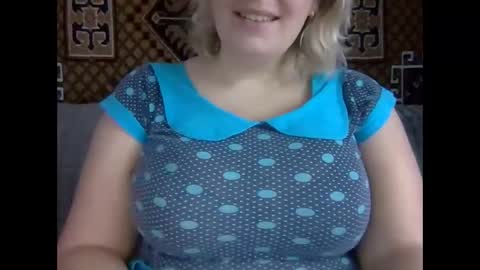Snapshot of karilina_hi chatting on December 2024 08:04:02 AM Karilina Hi online show from December 2024 08:04:02 AM