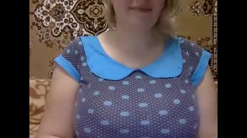 Snapshot of karilina_hi chatting on January 2025 07:06:01 AM Karilina Hi online show from January 2025 07:06:01 AM