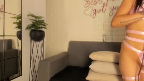 Kari online show from September 2025 11:12:02 AM