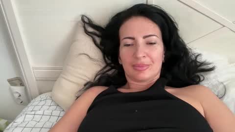 Karina online show from March 2026 01:17:01 PM