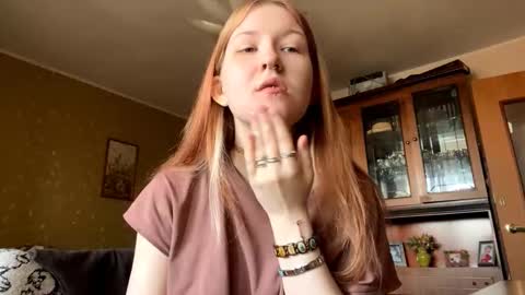 Snapshot of karinamuccia chatting on March 2026 08:06:01 AM Karina online show from March 2026 08:06:01 AM