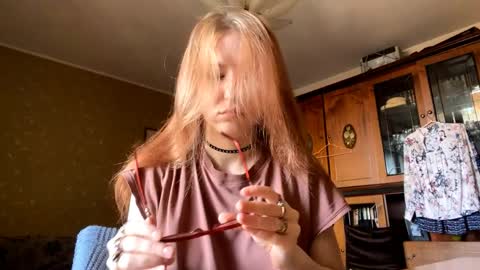 Snapshot of karinamuccia chatting on April 2026 08:26:01 AM Karina online show from April 2026 08:26:01 AM