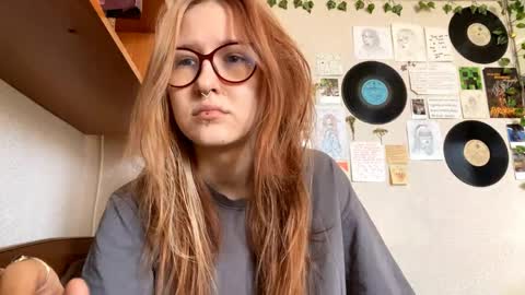 Snapshot of karinamuccia chatting on April 2026 08:22:02 AM Karina online show from April 2026 08:22:02 AM