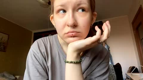 Snapshot of karinamuccia chatting on April 2026 08:21:02 AM Karina online show from April 2026 08:21:02 AM