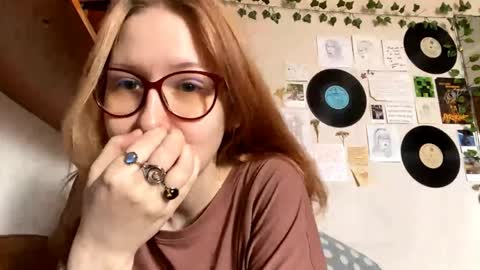 Snapshot of karinamuccia chatting on April 2026 08:39:01 AM Karina online show from April 2026 08:39:01 AM