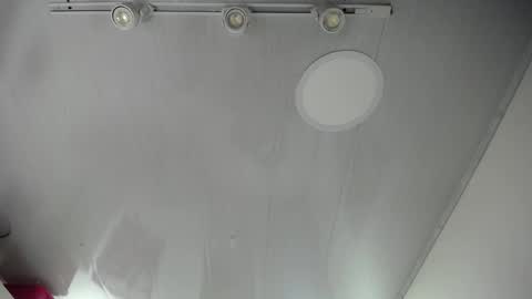 Karin online show from December 2025 12:00:01 PM