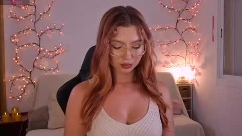 Snapshot of karinchik_ chatting on June 2026 07:15:01 PM Karina online show from June 2026 07:15:01 PM